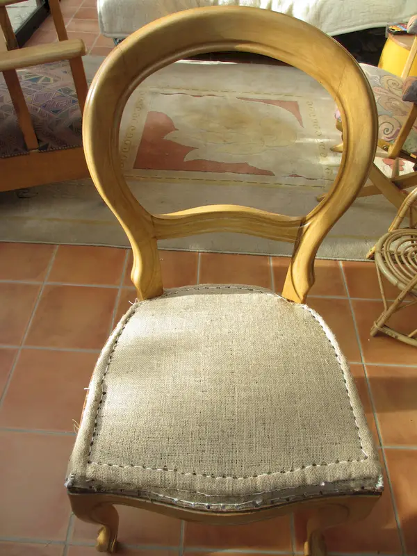 retapisser une chaise