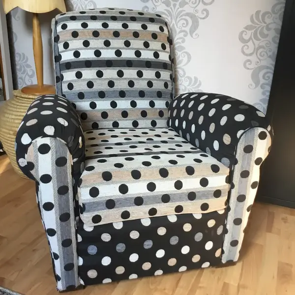 recouvrir un fauteuil club