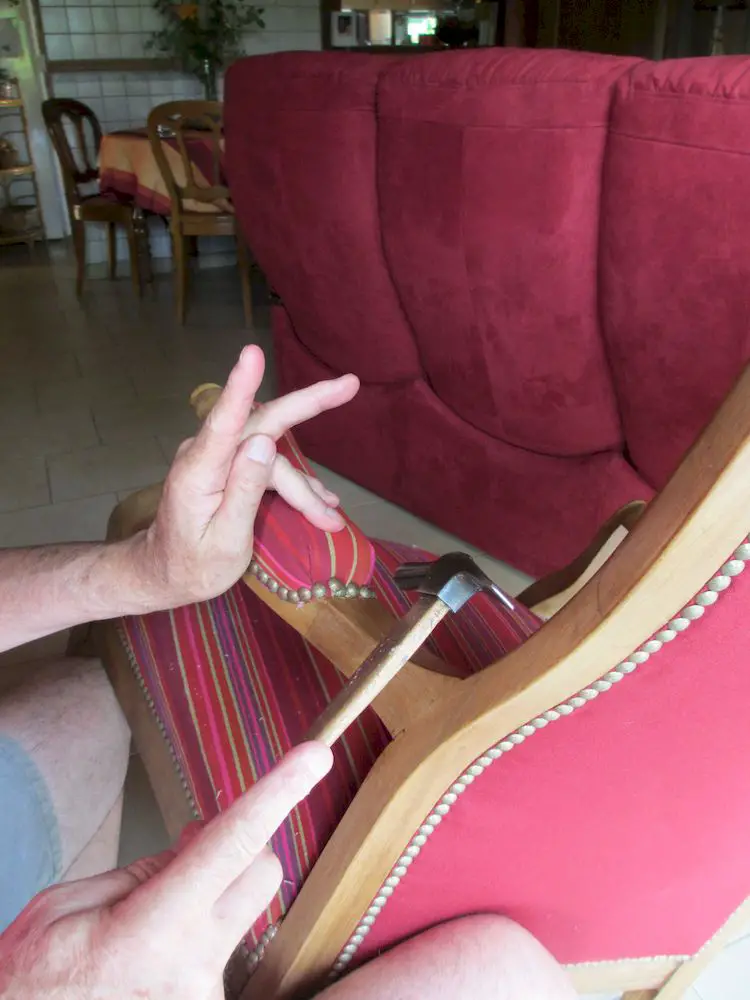retapisser fauteuil tissu ameublement - étape 5